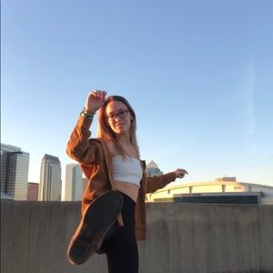 Meet your Posher, Liv